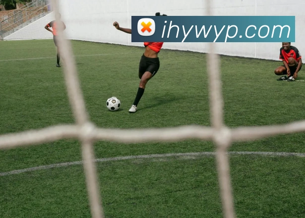 德容世界杯受伤巴萨将获FIFA近200万欧元赔偿助力球队重建